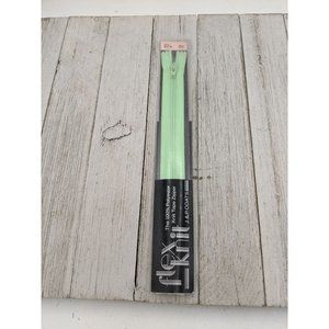 Vintage J&P Coats Flex Knit Zipper 22" Nile Green 57